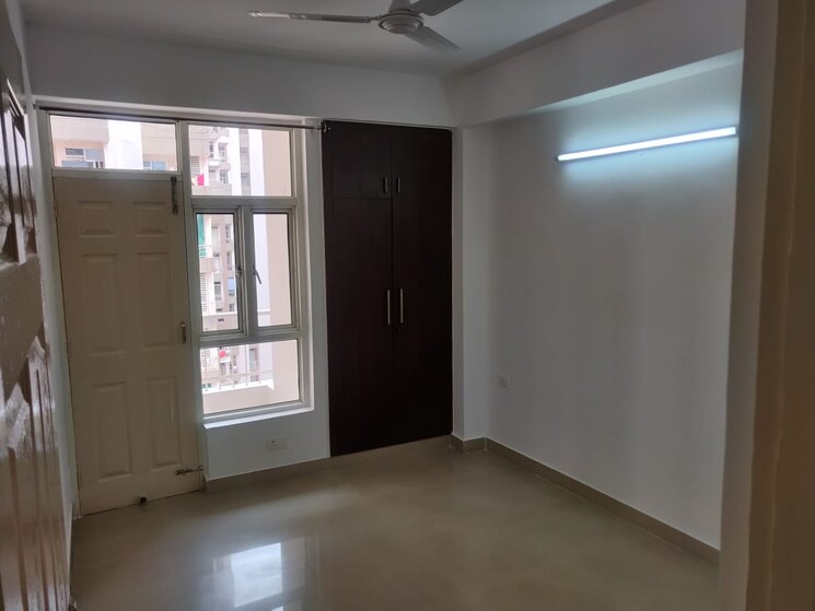 Room, supertech-cape-town 3 Bedroom 1295 Sq.Ft. Apartment In Sector 74 Noida 7697257