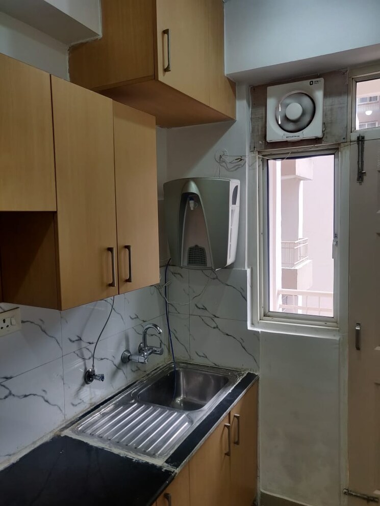 Kitchen, supertech-cape-town 3 Bedroom 1295 Sq.Ft. Apartment In Sector 74 Noida 7697257