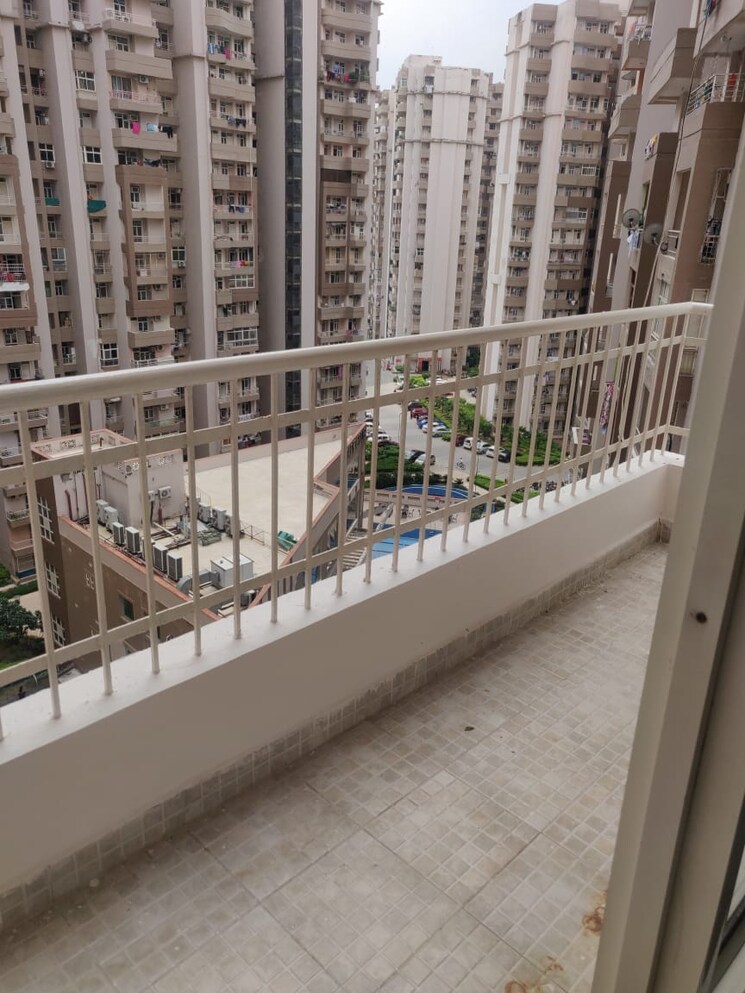 Balcony, supertech-cape-town 3 Bedroom 1295 Sq.Ft. Apartment In Sector 74 Noida 7697257