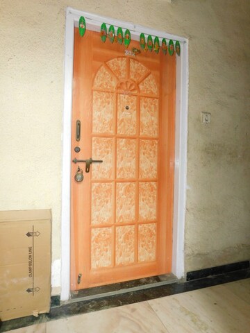 Furnished Amenities in 2 BHK Apartment at Alliance Ravi Kiran, Mulund East – for Sale