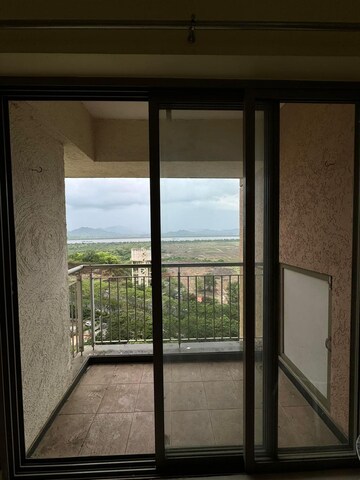 3 BHK Apartment For Sale in Lodha Splendora, Ghodbunder Road