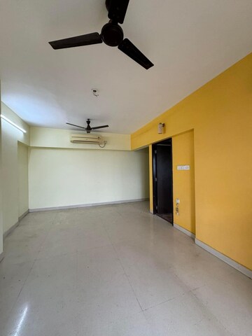 Room in 3 BHK Apartment at Lodha Splendora, Ghodbunder Road – for Sale