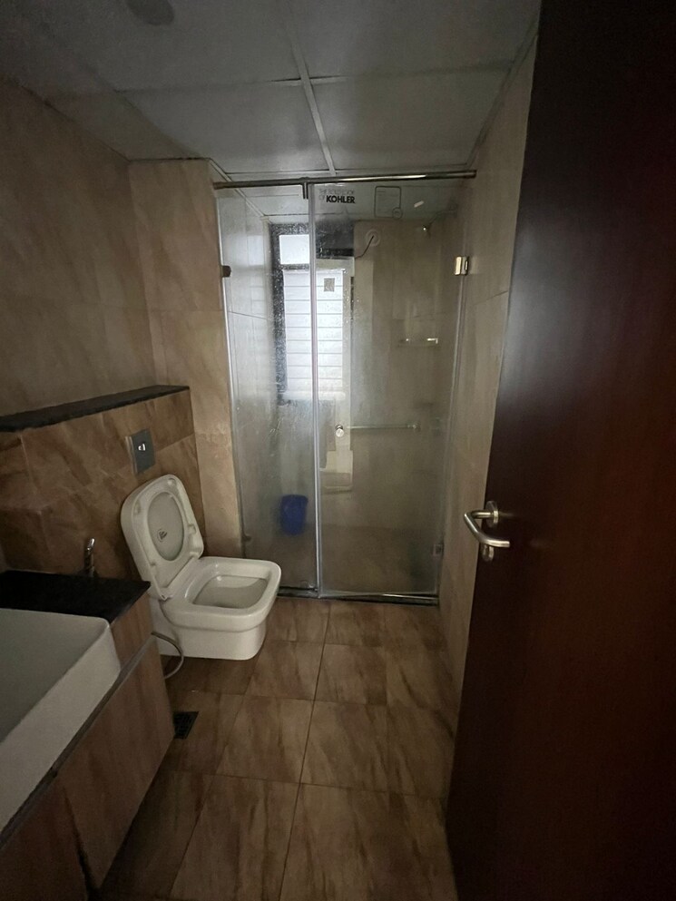 Bathroom, park-street 3 Bedroom 1400 Sq.Ft. Apartment In Wakad Pune 7697733