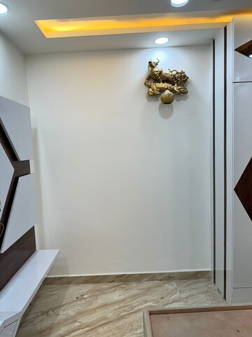 Room in 3 BHK Builder Floor at Mahavir Enclave 1 – for Sale
