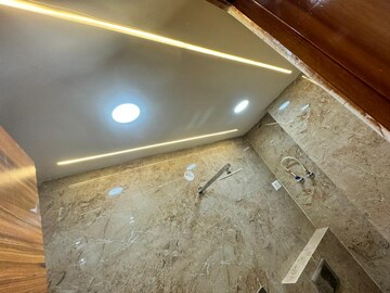 Furnished Amenities in 3 BHK Builder Floor at Mahavir Enclave 1 – for Sale