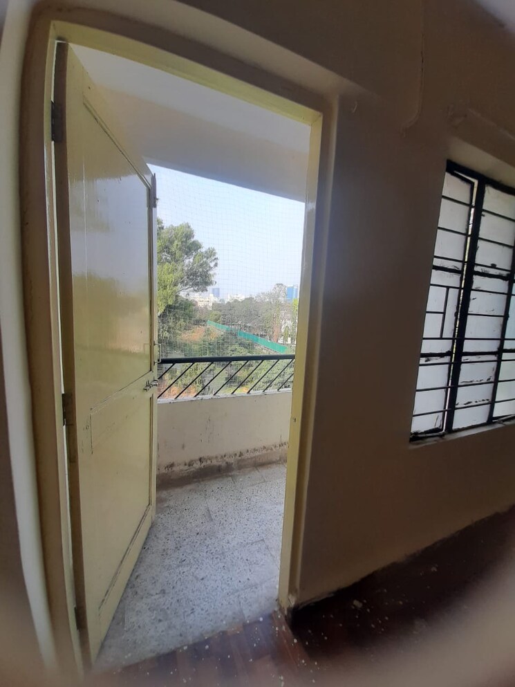 Balcony, rajesh-meera-nagar-terrace-chs 1 Bedroom 650 Sq.Ft. Apartment In Koregaon Park Pune 7697958