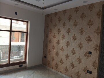 Room in 3 BHK Builder Floor at Fidato Honour Homes, Sector 89 – for Sale