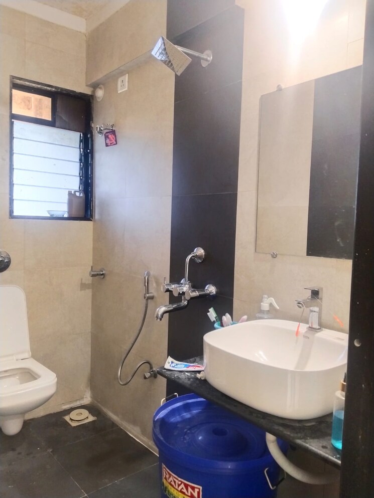 Bathroom, navkar-happy-homes 2 Bedroom 575 Sq.Ft. Apartment In Borivali West Mumbai 7698005
