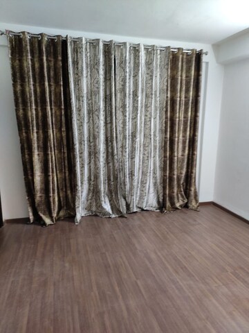 Bedroom in 3 BHK Builder Floor at Omaxe Silver Birch, North Mullanpur – for Sale