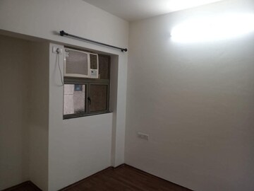 Room in 2 BHK Apartment at Lodha Splendora, Ghodbunder Road – for Sale