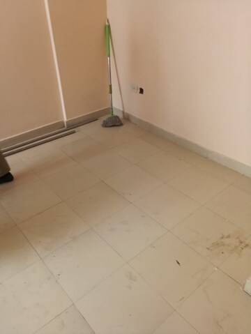 Room in 2 BHK Apartment at OP Floridaa, Sector 82 – for Sale