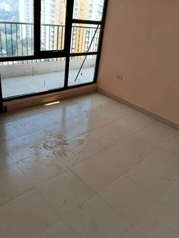Room in 2 BHK Apartment at OP Floridaa, Sector 82 – for Sale