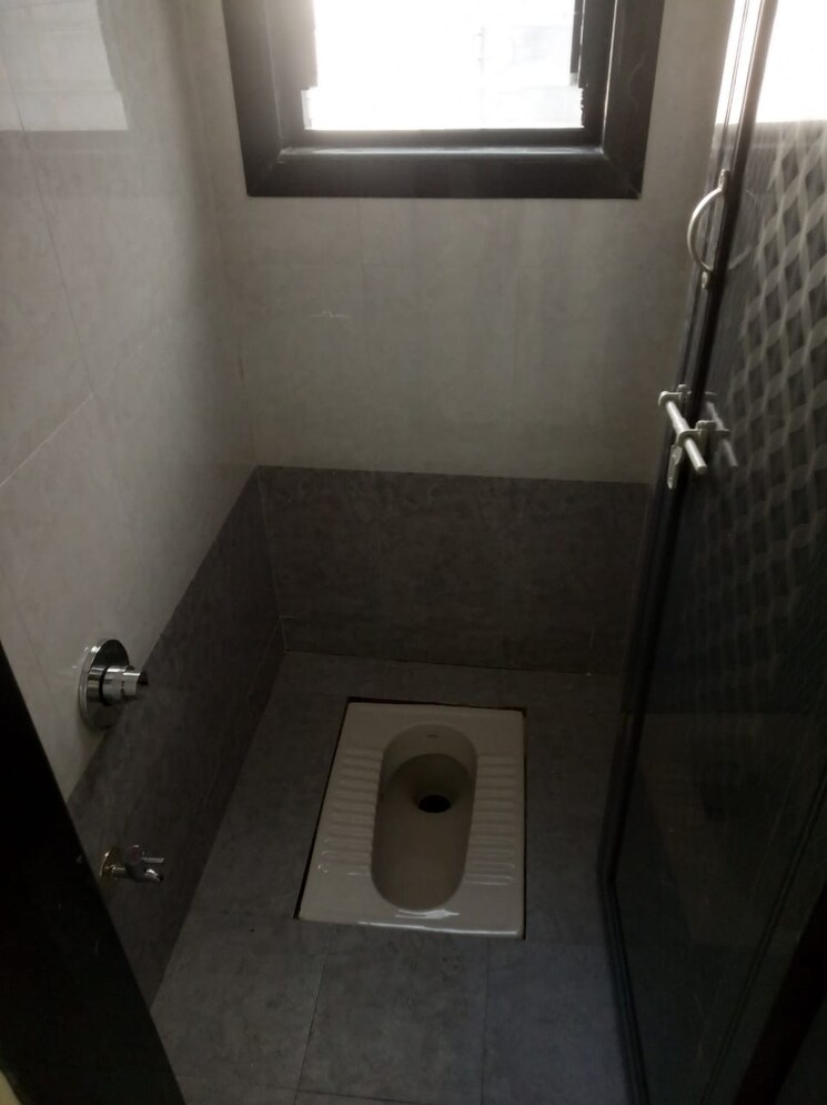 Bathroom, shree-raj 1 Bedroom 750 Sq.Ft. Apartment In Tingre Nagar Pune 7698501