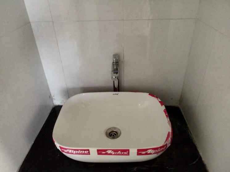 Bathroom, shree-raj 1 Bedroom 750 Sq.Ft. Apartment In Tingre Nagar Pune 7698501