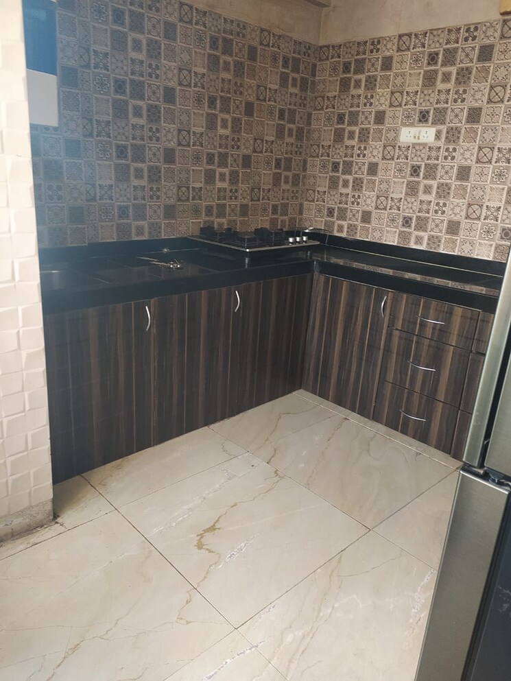 Bathroom, sunita-nivas 2 Bedroom 1150 Sq.Ft. Apartment In Santacruz West Mumbai 7698529