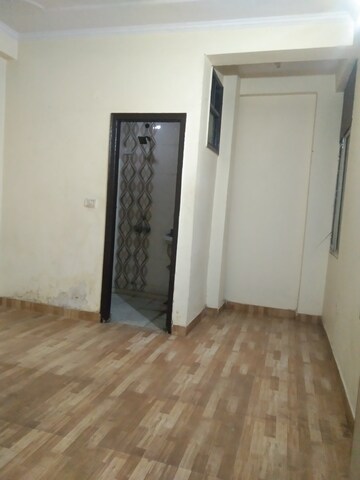 Room in 2 BHK Builder Floor at Chattarpur – for Rent