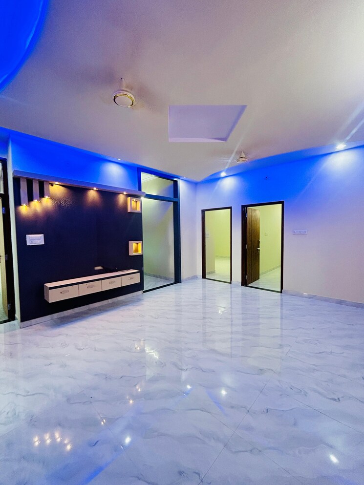 Room, mansarovar extension 6 Bedroom 160 Sq.Yd. Villa In Mansarovar Extension Jaipur 7698566