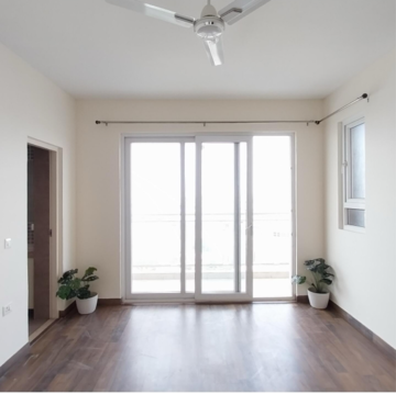Room in 3 BHK Apartment at Conscient Heritage Max, Sector 102 – for Sale