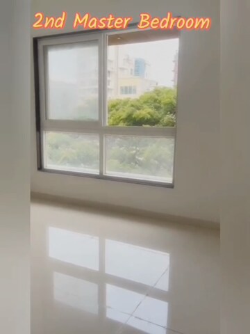 Room in 3 BHK Apartment at Union Park Khar West, Khar West – for Sale