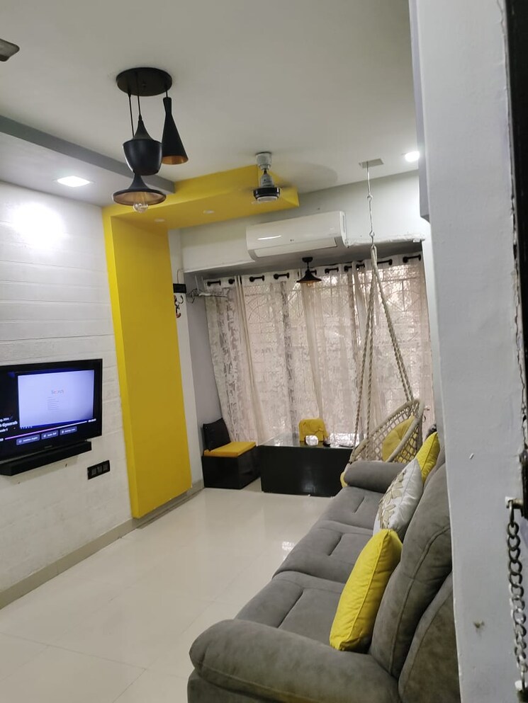 Team Area, laxmi-plaza 2 Bedroom 550 Sq.Ft. Apartment In Patlipada Thane 7698882