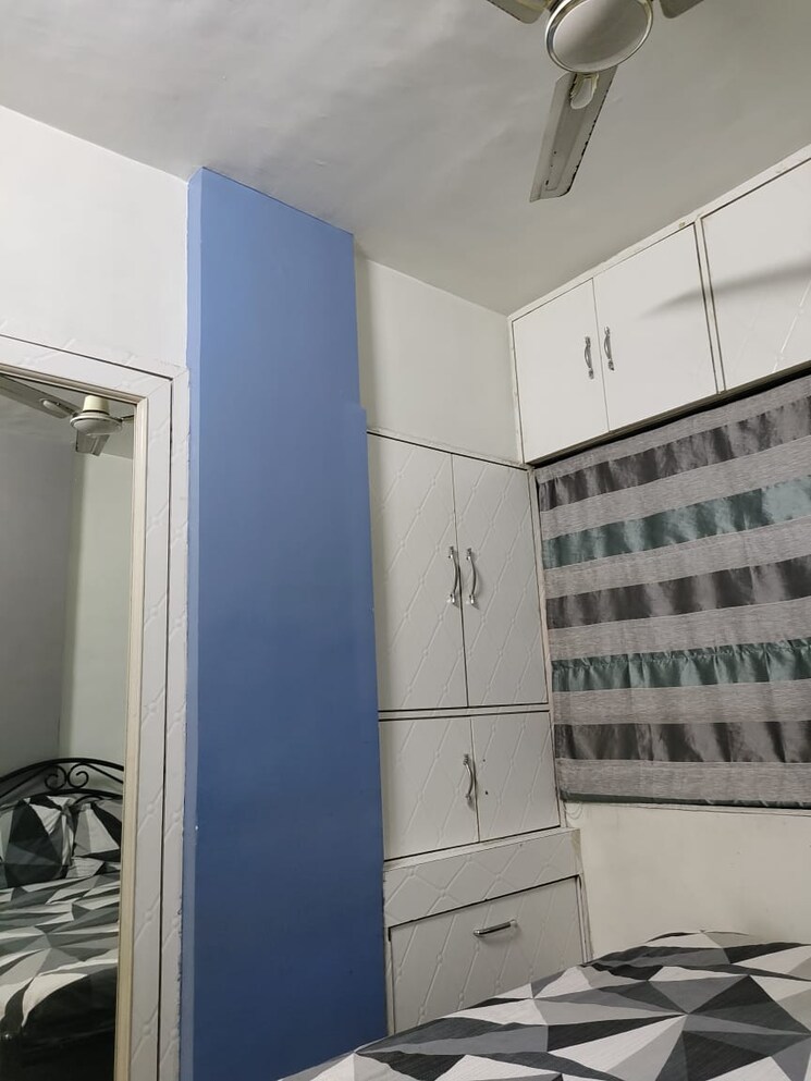 Kitchen, laxmi-plaza 2 Bedroom 550 Sq.Ft. Apartment In Patlipada Thane 7698882