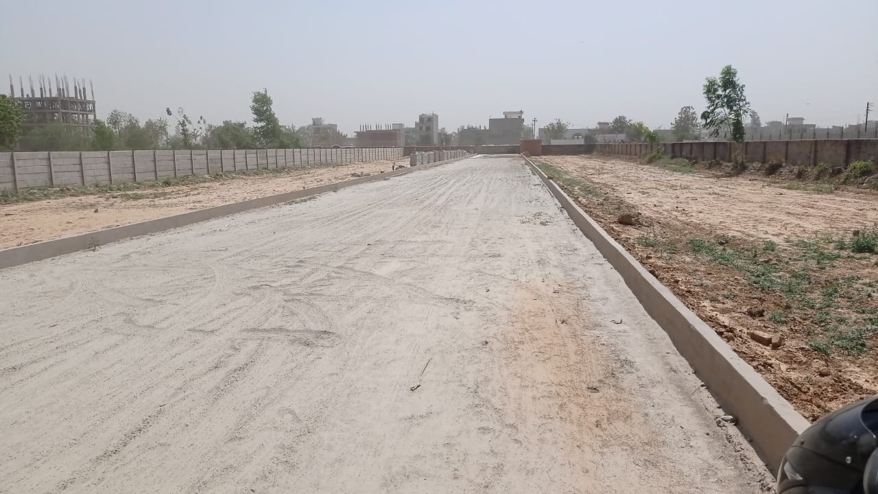 Commercial Land 2000 Sq.Ft. For Resale in Kisan Path Lucknow  7698894