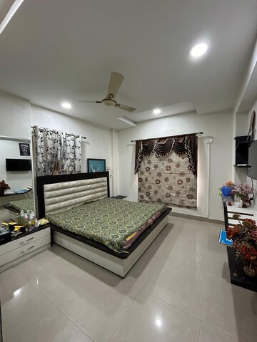 Bedroom in 3 BHK Builder Floor at Paramount Heritage, Ambala Highway – for Sale