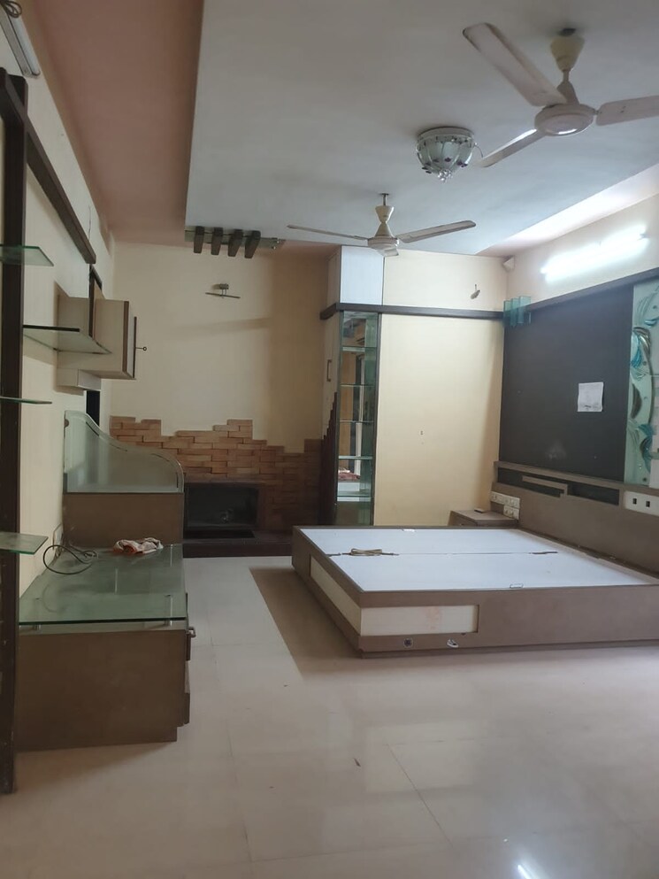 Living Room, kashish-park-apartment 4 Bedroom 2550 Sq.Ft. Apartment In Lal Bahadur Shastri Road Thane 7699239