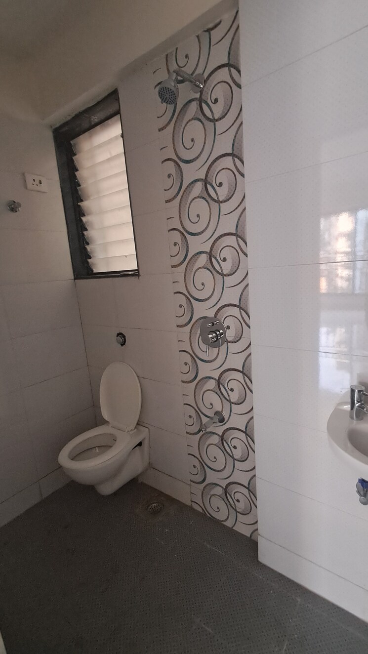 Bathroom, samcon-jyot-residency 1 Bedroom 374 Sq.Ft. Apartment In Parel Mumbai 7699242