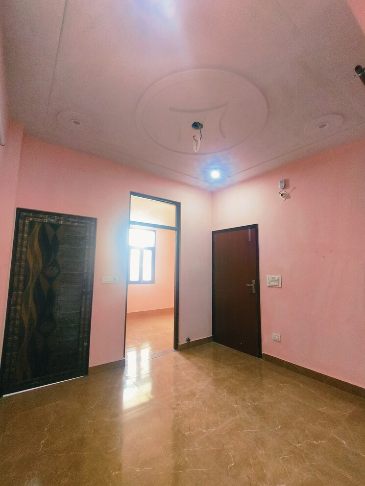 Room, dwarka mor 2 Bedroom 540 Sq.Ft. Builder Floor In Dwarka Mor Delhi 7699302