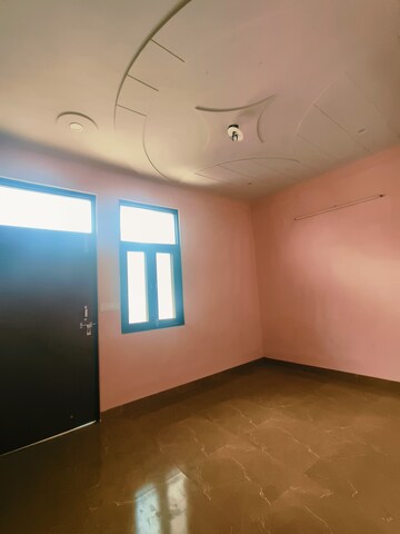 Room in 2 BHK Builder Floor at Dwarka Mor – for Rent