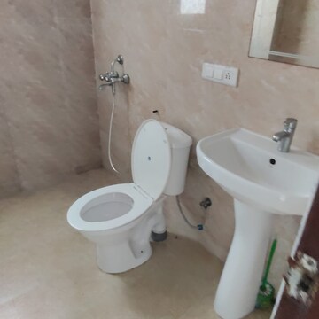 Bathroom in 3 BHK Apartment at Omaxe R2, Sarsawan – for Sale