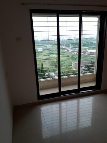 Room in 3 BHK Apartment at Yashvasin CHS Ltd, Kharghar – for Sale