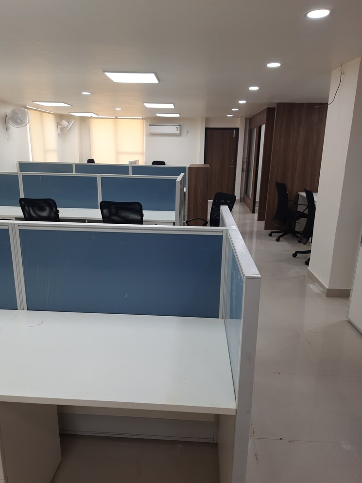 Team Area, sanjay place Commercial Office Space 850 Sq.Ft. In Sanjay Place Agra 7699539