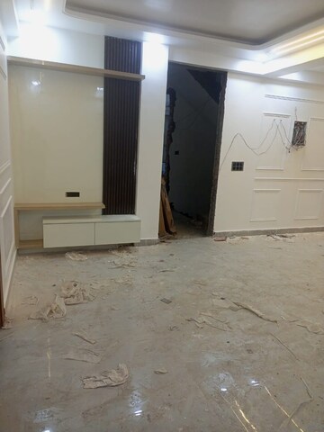 Bathroom in 3 BHK Builder Floor at Sector 72 – for Sale