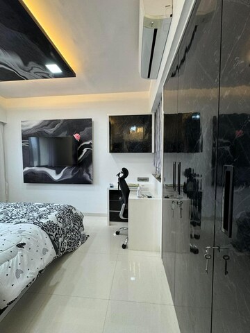 Master Bedroom in 1.5 BHK Apartment at Lodha Vivant, Ghodbunder Road – for Sale