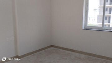 Room in 3 BHK Apartment at Nikhil Krishna Crown, Ameenpur – for Sale