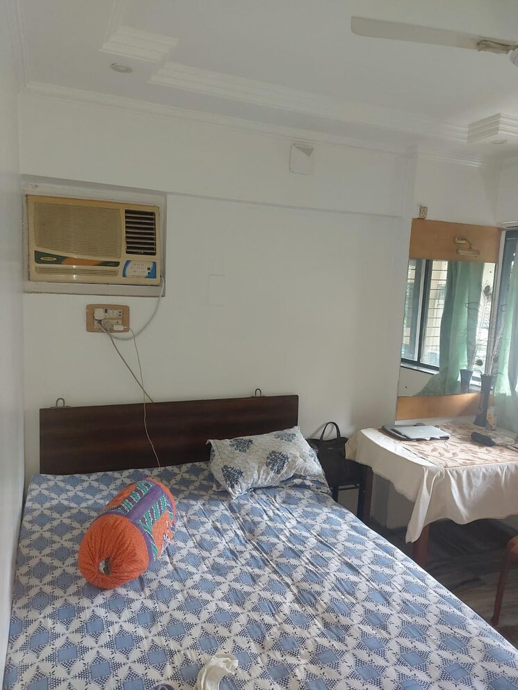 Living Room, lok-upvan-apartment-phase-2 2 Bedroom 925 Sq.Ft. Apartment In Vasant Vihar Thane 7700280