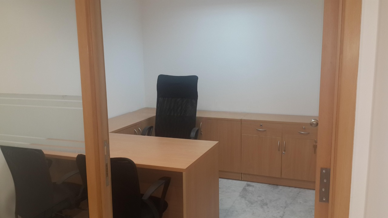 Commercial Office Space 1057 Sq.Ft. For Rent in Lower Parel Mumbai  7700359