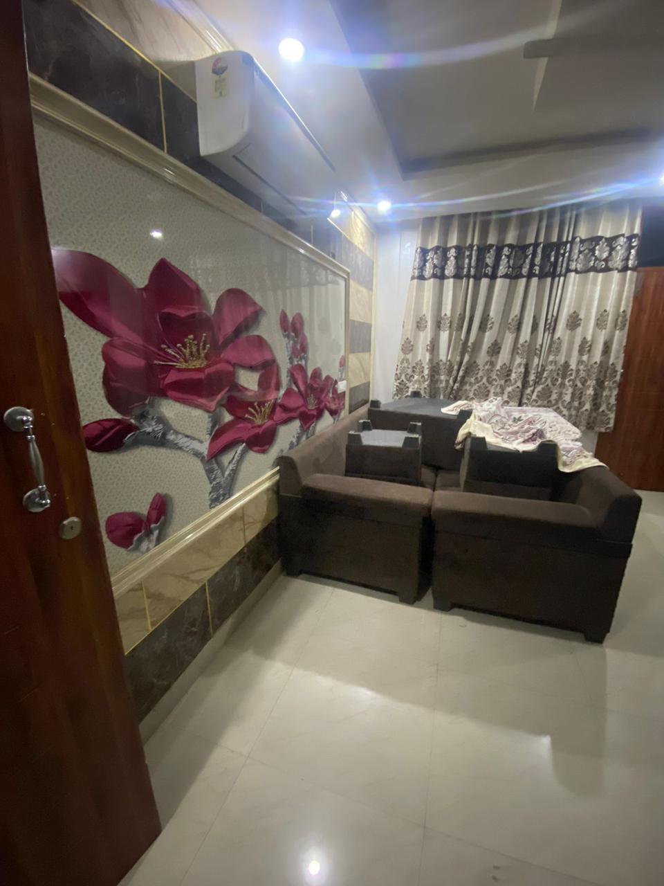 Rental 2 Bedroom 1250 Sq.Ft. Apartment in Surya Towers Zirakpur