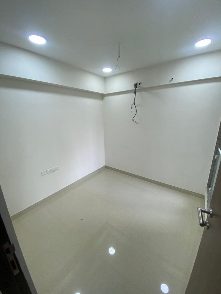 Room, hubtown-harmony-b-wing 2 Bedroom 599 Sq.Ft. Apartment In Matunga Mumbai 7700510