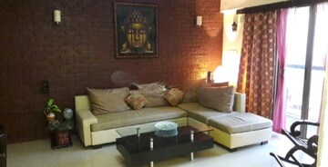 रेसिडेंशियल फ्लैट वर्ग फुट फॉर रेंट इन घोड़बंदर रोड थाने  7700519