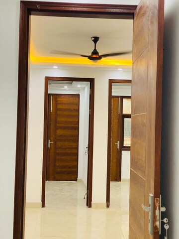 2 BHK Builder Floor For Sale in Govindpuri