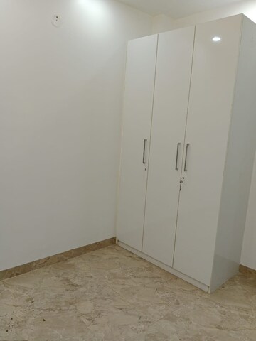 Room in 2 BHK Builder Floor at Govindpuri – for Sale
