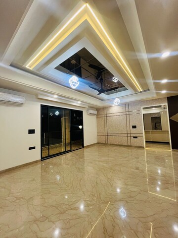 5 BHK Builder Floor – Exterior View View at Emaar MGF Emerald Hills, Sector 65 - for Sale