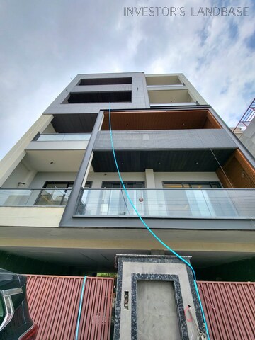 4 BHK Builder Floor – Exterior View View at Unitech South City II, Sector 50 - for Sale