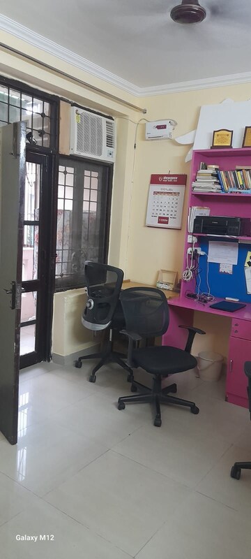 Master Bedroom in 4 BHK Builder Floor at Ardee City, Sector 52 – for Sale