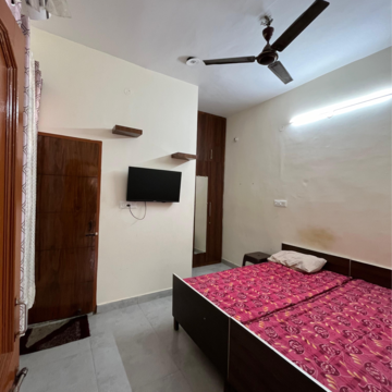 1 BHK Builder Floor For Rent in Ambala Highway Zirakpur  7701209