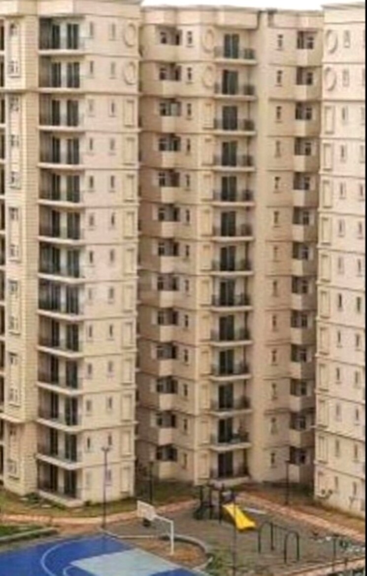 Exterior View, signature-the-serenas 2 Bedroom 743 Sq.Ft. Apartment In Sohna Sector 36 Gurgaon 7701255
