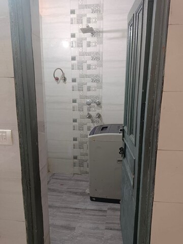 Bathroom in 1 BHK Builder Floor at Lajpat Nagar – for Rent